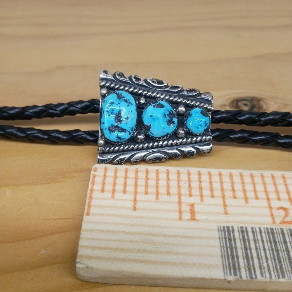 Zuni Pueblo Sterling Silver & Turquoise Bolo Tie RLB  Robert & Bernice Leekya